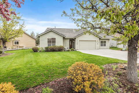 Cliff Side, REDMOND, OR 97756