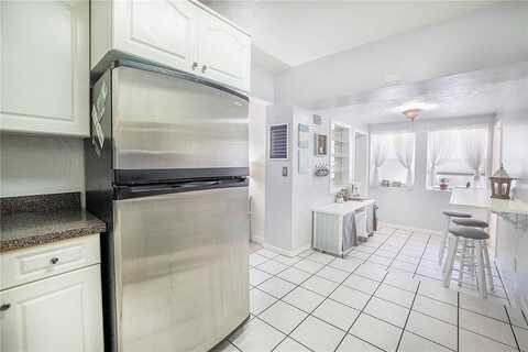 55Th, SAINT PETERSBURG, FL 33703