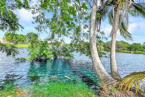 Harris, MIAMI LAKES, FL 33014