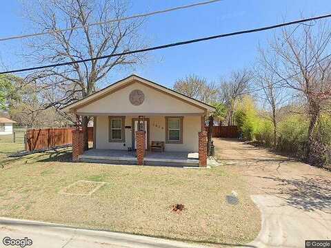 Woods, HALTOM CITY, TX 76117