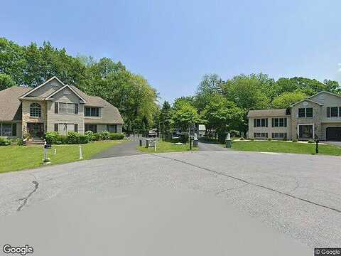 Wade, STROUDSBURG, PA 18360
