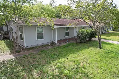 Lightburne, BEEVILLE, TX 78102
