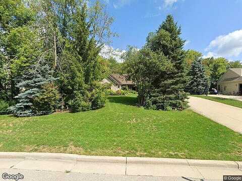 Ridgewood, SUSSEX, WI 53089