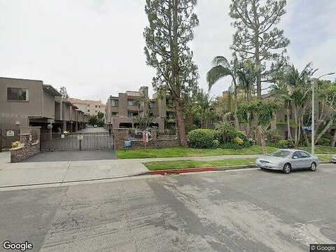 Manitoba St, Playa Del Rey, CA 90293