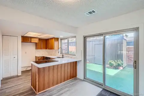 Carr, LAKEWOOD, CO 80226