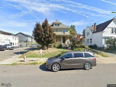12Th, PORTLAND, OR 97202