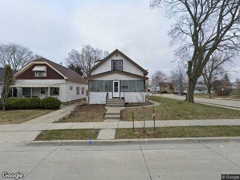 90Th, MILWAUKEE, WI 53227