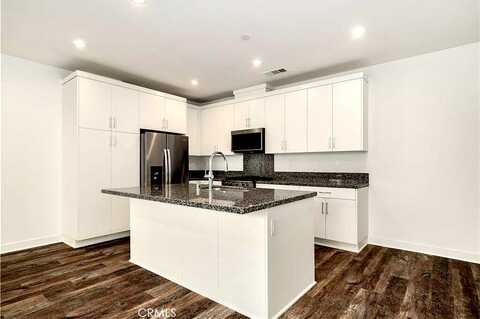 Cara, ANAHEIM, CA 92805