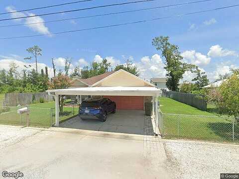 9Th, LYNN HAVEN, FL 32444