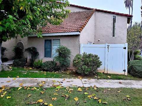 E Shaw Ave, Fresno, CA 93710