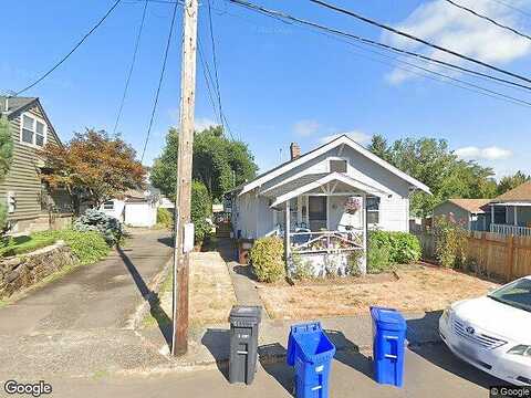 Van Buren, OREGON CITY, OR 97045