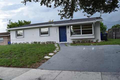 3041 N 74th Ave, Hollywood, FL 33024