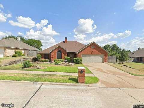 Trail Ridge, BENBROOK, TX 76126