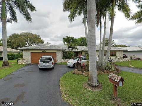 19Th, CORAL SPRINGS, FL 33071