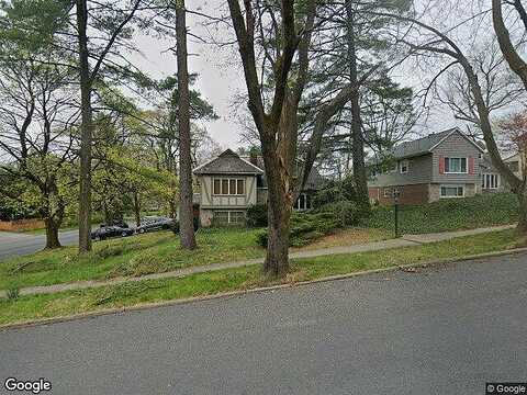 25Th, ALLENTOWN, PA 18104