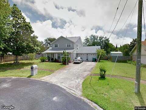 Linda, MARY ESTHER, FL 32569