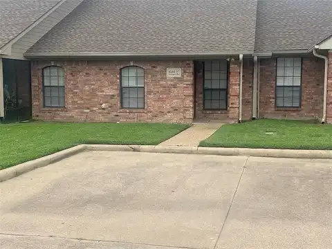 Mockingbird, CORSICANA, TX 75110