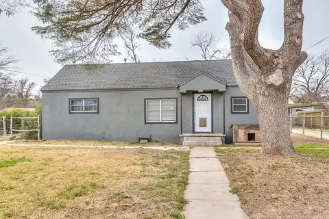 Ave J, OZONA, TX 76943