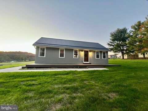 Pine Hollow, CLAYSBURG, PA 16625