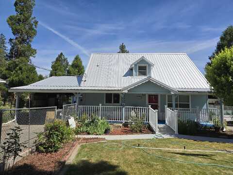 Oak, BURNEY, CA 96013