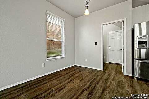 Mentone, SAN ANTONIO, TX 78253