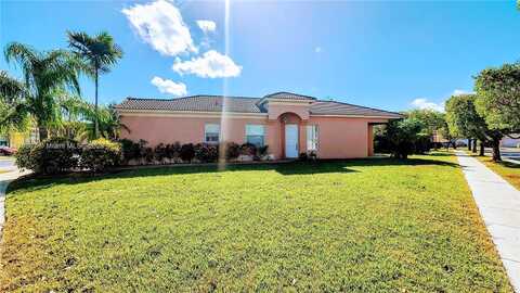 37Th, HOMESTEAD, FL 33033