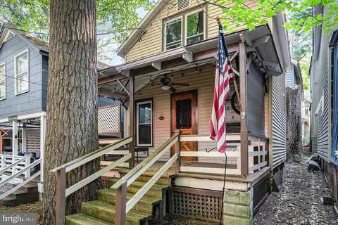 7Th St, MOUNT GRETNA, PA 17064
