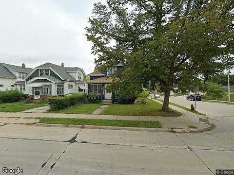 92Nd, MILWAUKEE, WI 53227