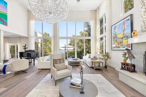 Bayview, SAINT PETERSBURG, FL 33715
