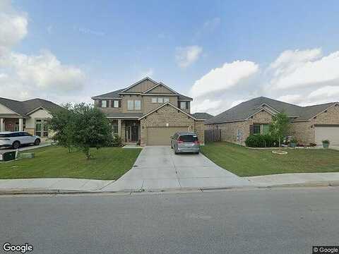 Village, NEW BRAUNFELS, TX 78130