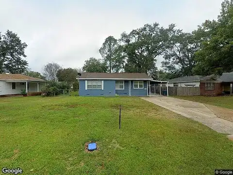 1St, MOUNT PLEASANT, TX 75455
