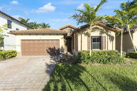 27Th, HOMESTEAD, FL 33033