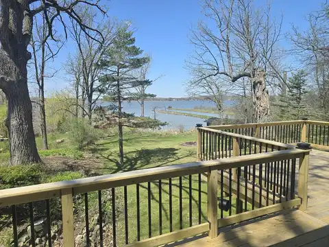 270Th, TREVOR, WI 53179