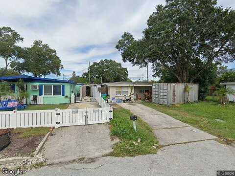 121St, LARGO, FL 33773