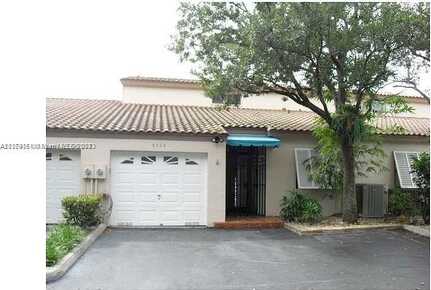 Rednock, MIAMI LAKES, FL 33016