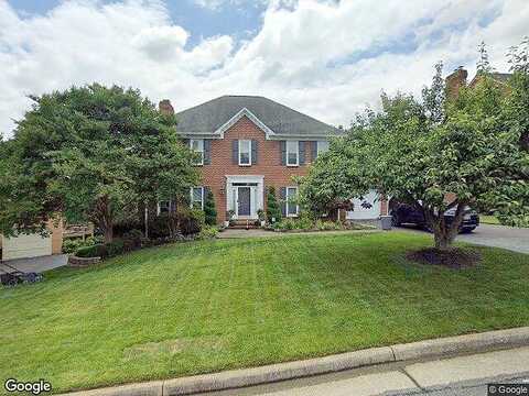 Strathmore, ROANOKE, VA 24019