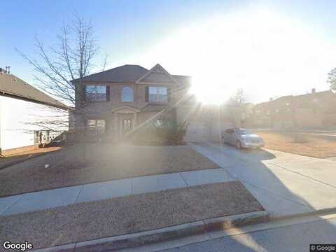 Holly Berry, LITHONIA, GA 30038