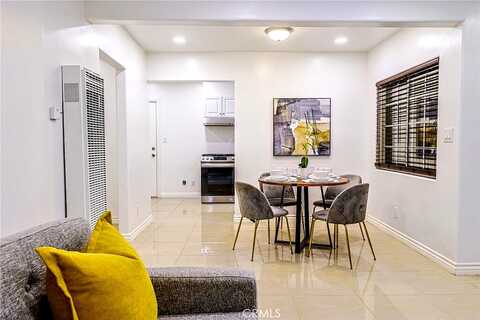 Colden, LOS ANGELES, CA 90044