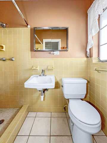 52Nd, KENNETH CITY, FL 33709