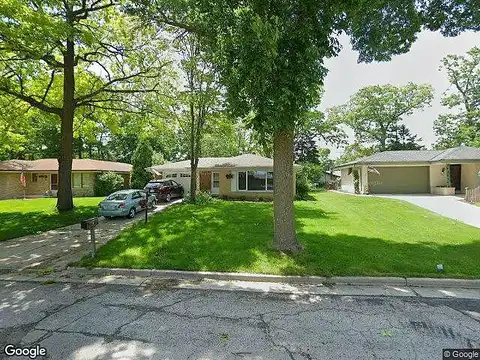 7Th, MILWAUKEE, WI 53221