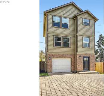 121St, PORTLAND, OR 97266