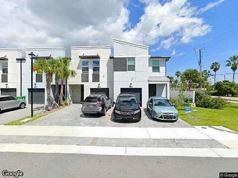 Joshua Tree, LAKE WORTH, FL 33461