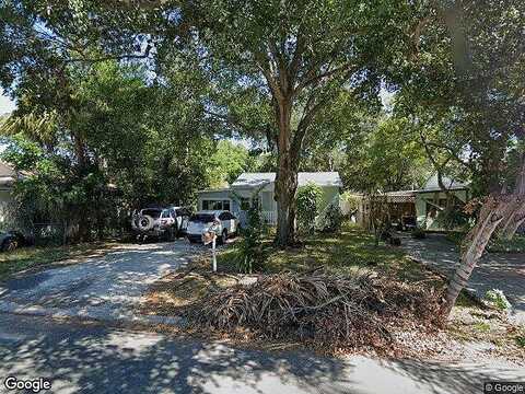 20Th, SAINT PETERSBURG, FL 33713