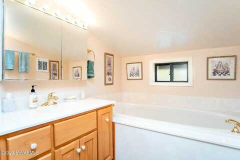 Franquero, COTTONWOOD, AZ 86326