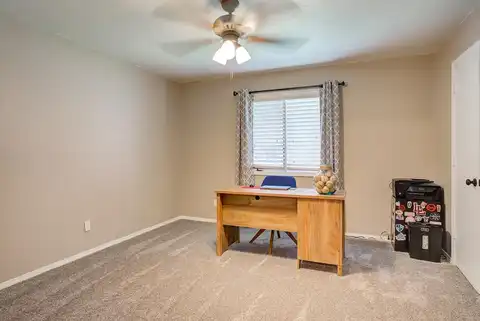 Longhorn, LEVELLAND, TX 79336