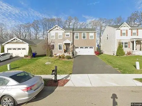 Cameron Square, EVANS CITY, PA 16033