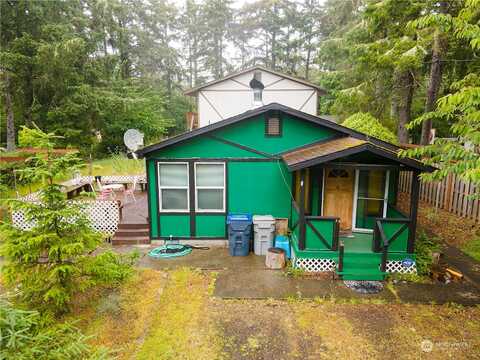 Hassalo, OCEAN SHORES, WA 98569