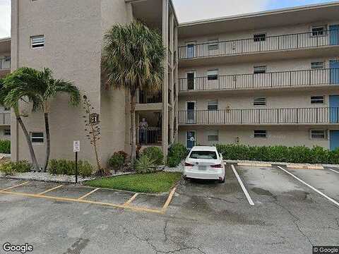 Lori, PALM SPRINGS, FL 33461