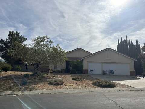 Starstone, PALMDALE, CA 93551