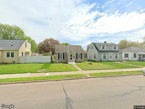 15Th, SOUTH SAINT PAUL, MN 55075